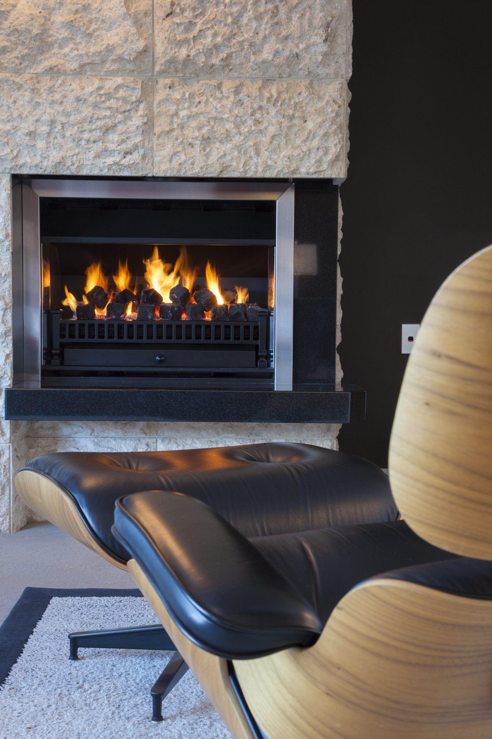 Suite fireplace